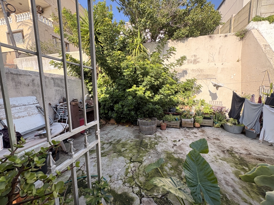 To Let 2 Bedroom Property for Rent in Walmer Estate Western Cape